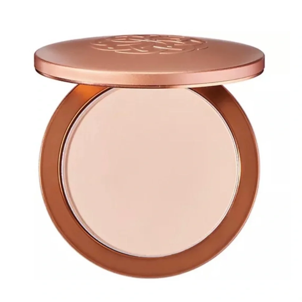 💎 Yensa SUPER SERUM SILK PRESSED POWDER FOUNDATION in Shade Fair 2